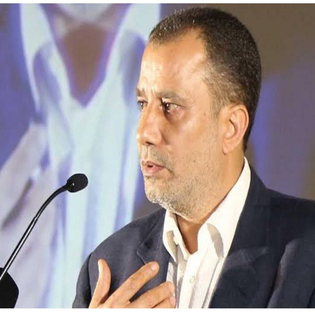 أرتميدا لمحمد الهادي الجزيري: حين يعيد الشاعر كتابة الأسطورة ويحوّل الحب إلى قصيدة.
